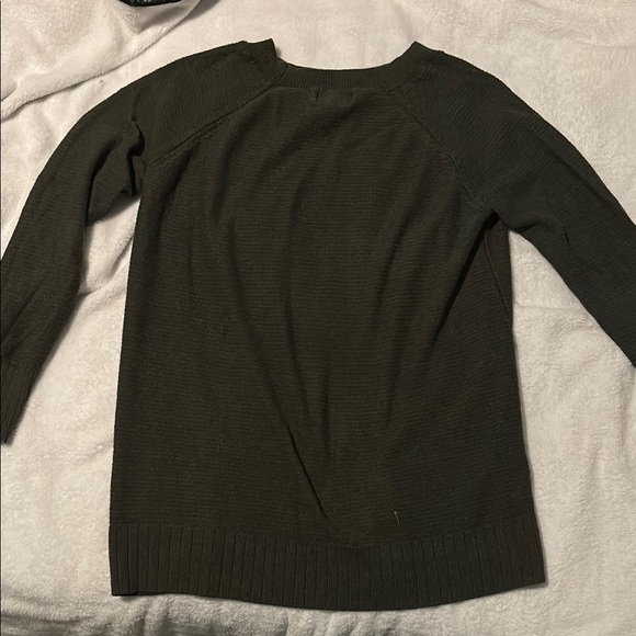 Old Navy Green Crew Neck Sweater with Knitted Texture - Picture 3 of 3